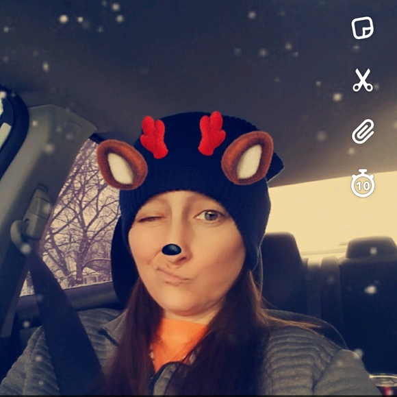 Meet your Posher, Amanda - Picture 1 of 1